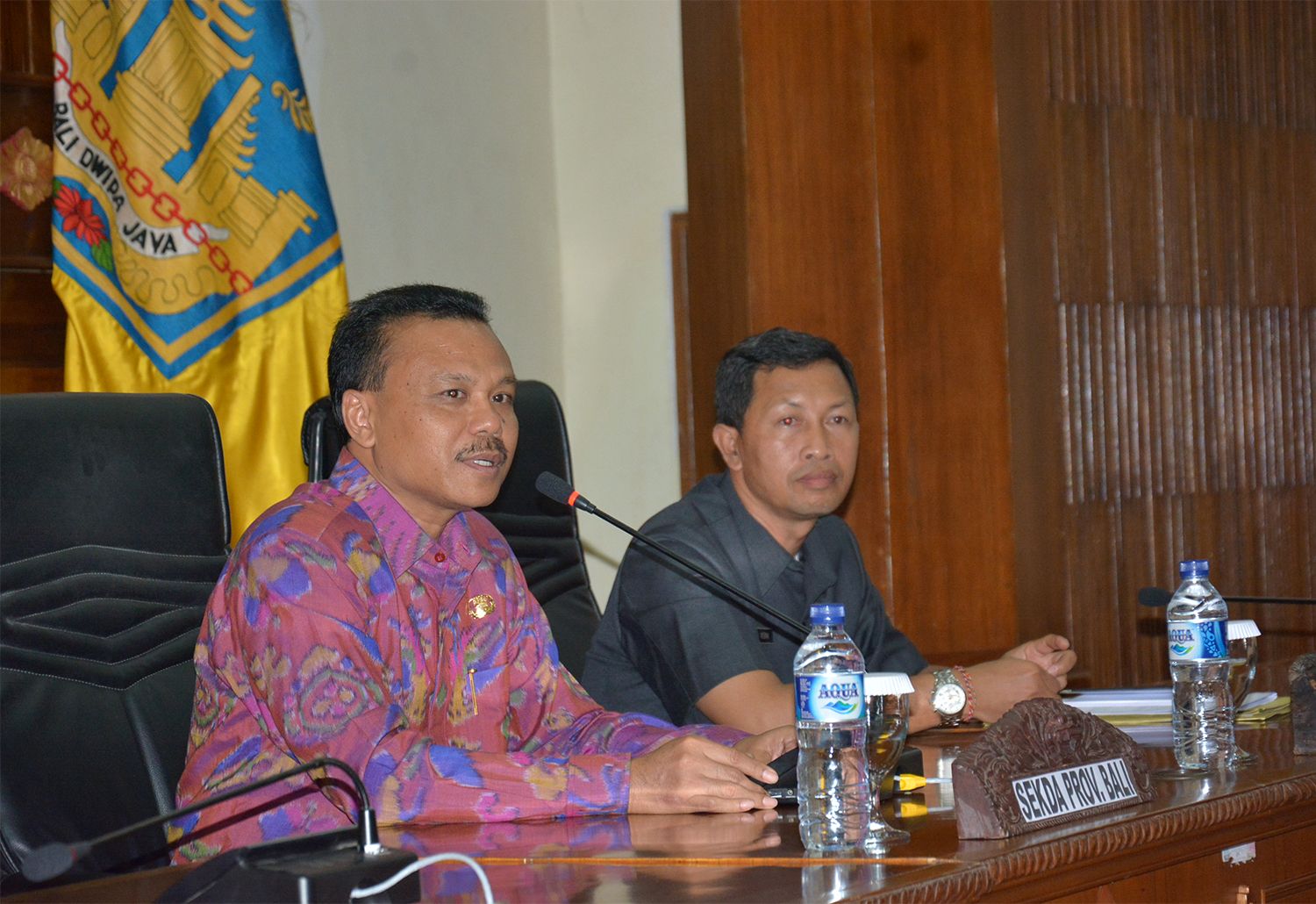 Pemprov Bali Sosialisasikan Etika Berbusana Adat Bali ke Kantor 