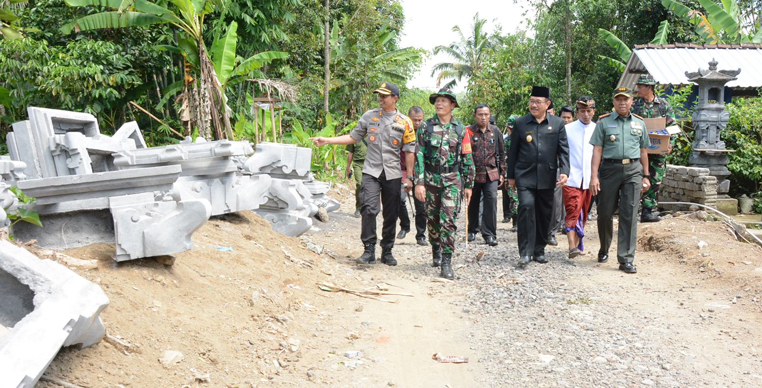 Wagub Cok Ace Buka TMMD ke-104 di Desa Peninjoan Tembuku Bangli