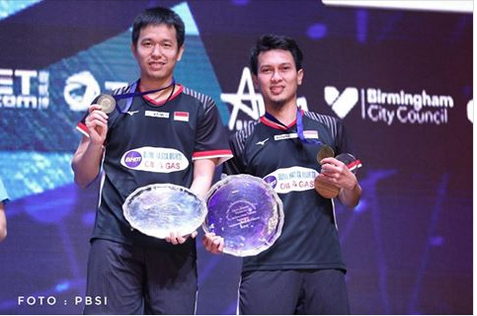 Jokowi Ucapkan Selamat Kepada Juara All England Pasangan Hendra/Ahsan