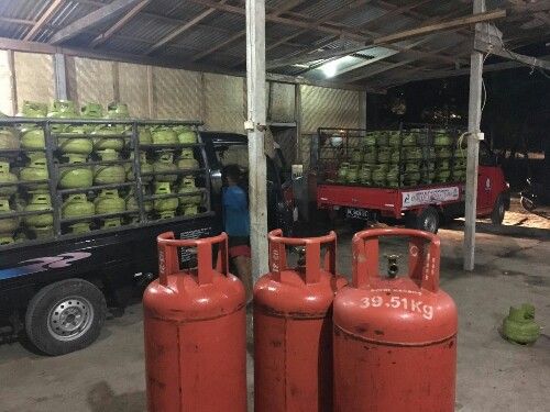 Polisi Gerebek Gudang Pengoplosan Elpiji, di Taman Griya Jimbaran