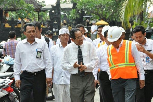 Hari Pelanggan Nasional, Manajemen PLN Kunjungi Pelanggan
