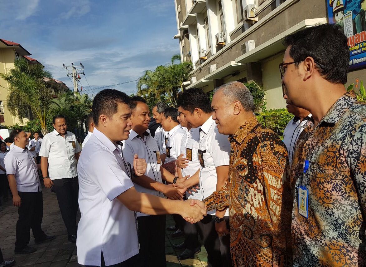 Polda Bali Serahkan Penghargaan ke PT SSI