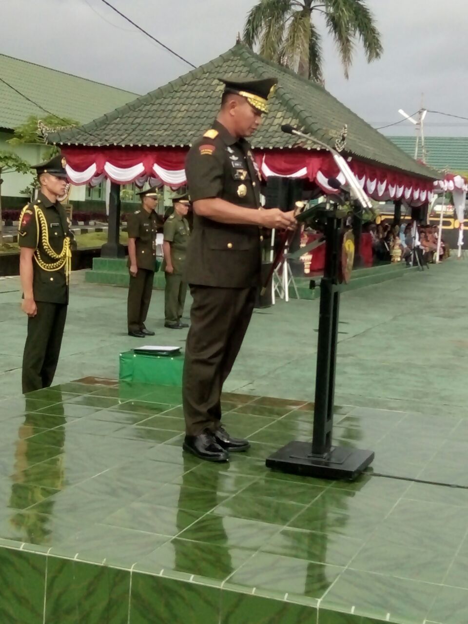 Pangdam IX/Udayana Lantik 152 Bintara Prajurit Karier TNI AD