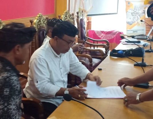 Menang Mutlak, Sunartha Berhasil Terpilih Jadi Bendesa Adat Sangeh