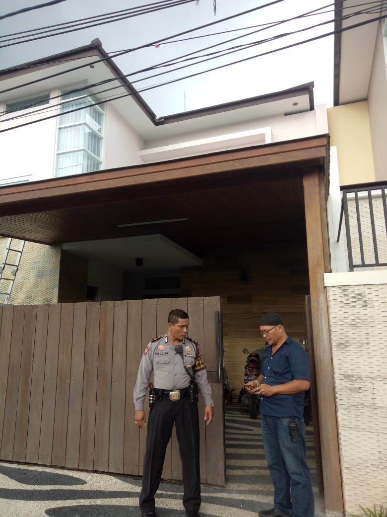 Sedang Perbaiki Tower Air, Buruh Jatuh dari Lantai Tiga