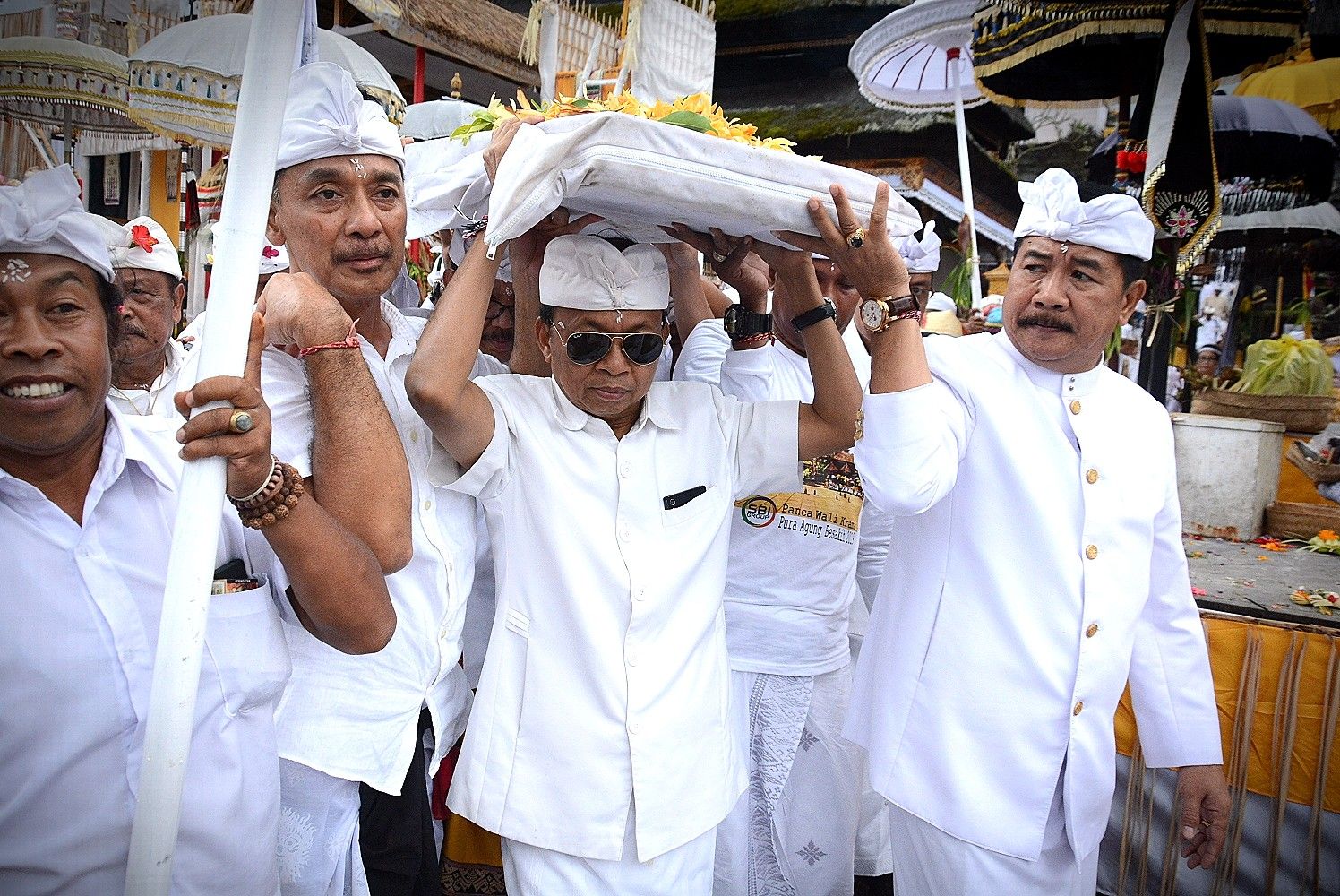 Serangkaian Panca Wali Krama, Koster-Ace Nedunang Ida Bhatara di Pura Besakih