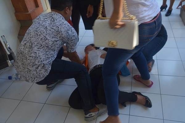 Dituntut 15 Tahun, Istri Jro Jangol Langsung Pingsan