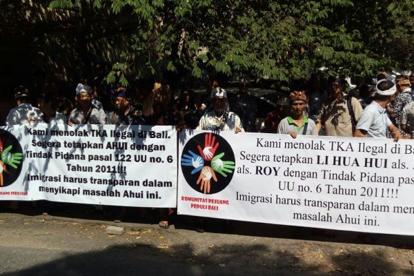 Kantor Imigrasi Ngurah Rai Kembali Digeruduk Massa