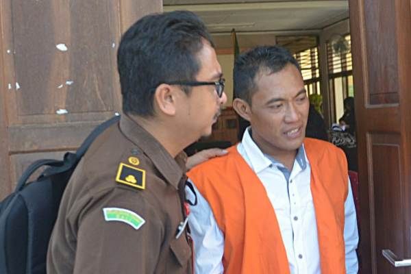 Temukan Tas Polisi, Dikembalikan Si Upik Dibui Enam Bulan