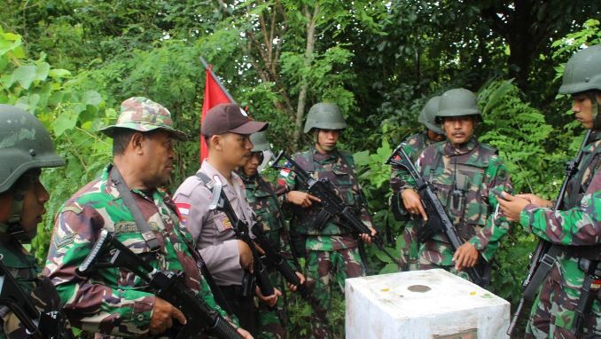 Sinergitas TNI Polri, Jaga Perbatasan RI-RDTL, Laksanakan Patroli Gabungan