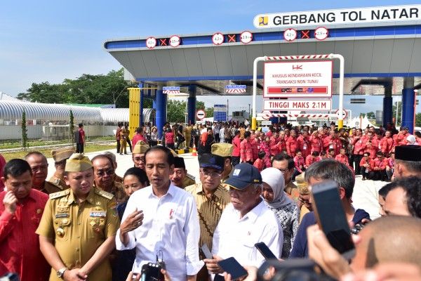 Resmikan Tol Terpanjang, Presiden Jokowi Berharap Tol Bakauheni - Palembang Tersambung Juni