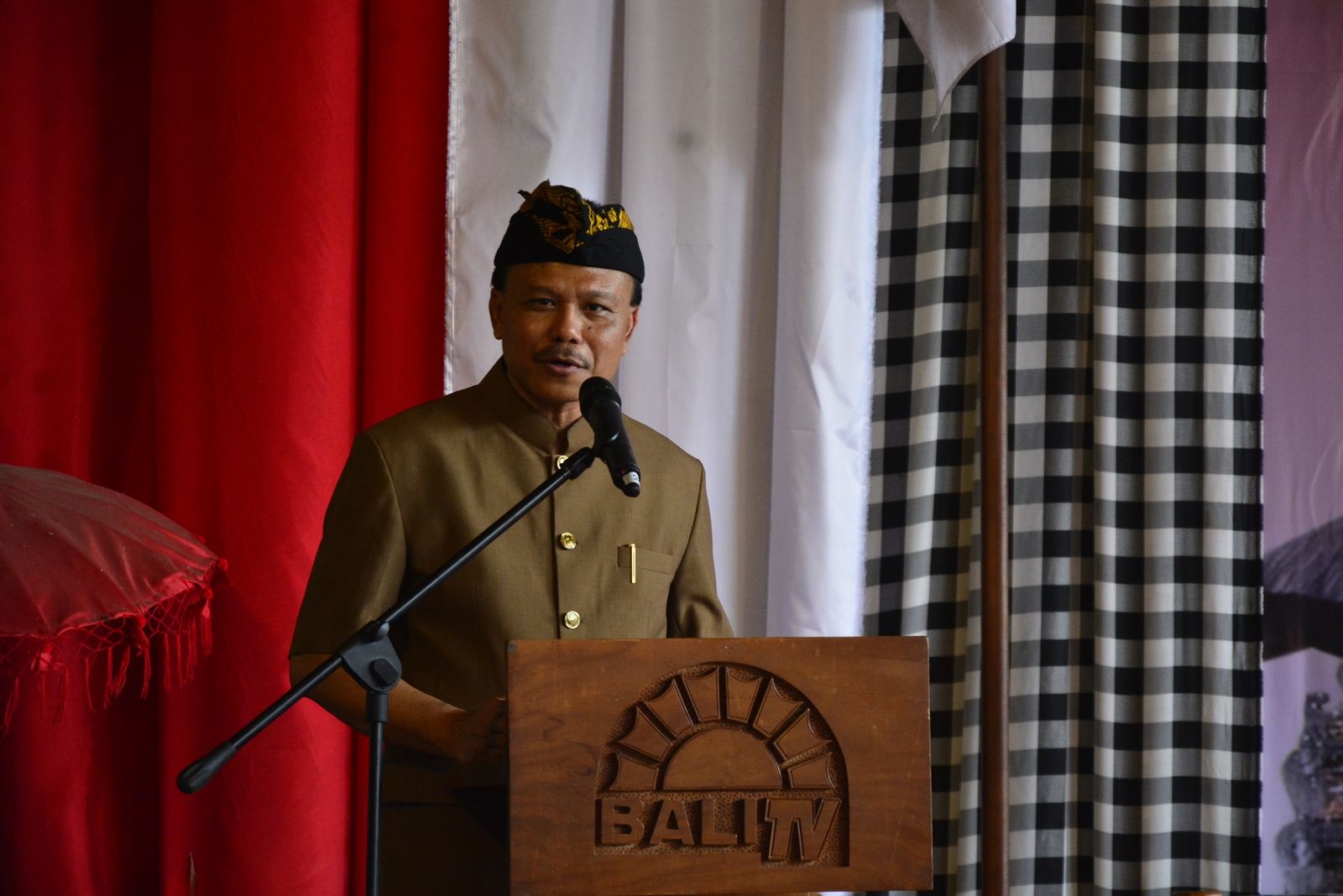 Sekda Dewa Indra: Regulasi Bersifat Fundamental Membentengi Budaya Bali