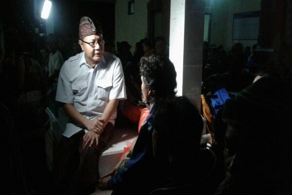Gunung Agung Status "Awas", Dhamantra Keliling Posko Pengungsian