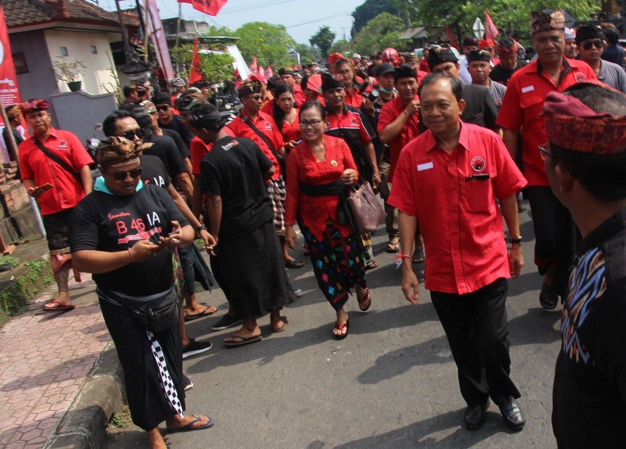 Lahir dari Keluarga Miskin, Koster Siap Ngayah untuk Bali