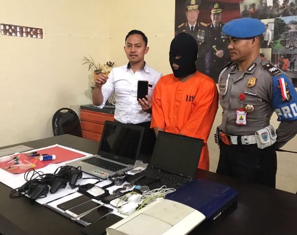 Spesialis Maling Handphone Pemakai Narkoba