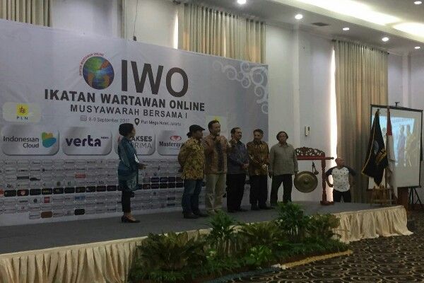 Mubes IWO, Pemerintah Pusat: Wartawan Online, Wartawan Masa Depan