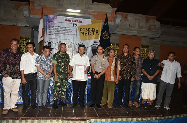 Gubernur, Danrem, Polda Bali dan Insan Media Deklarasi Sukseskan Pertemuan AM IMF-WBG 2018